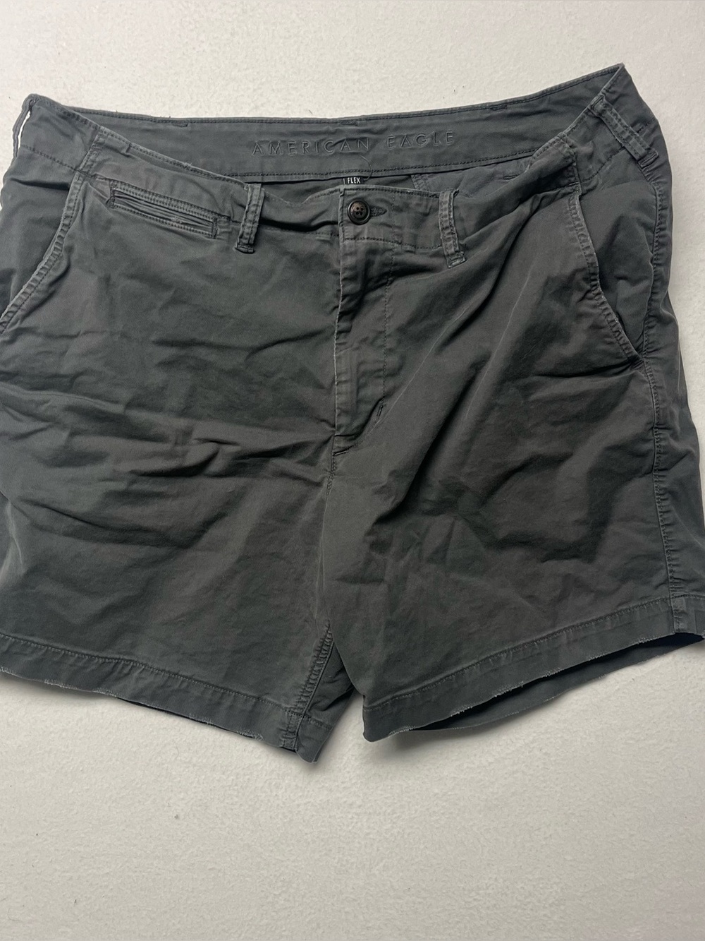 American Eagle Outfitters Chino Shorts Gray Button Pockets Men